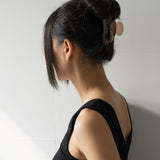 Isla Claw in Hojicha, Classic