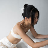 Isla Claw in Akoya, Classic